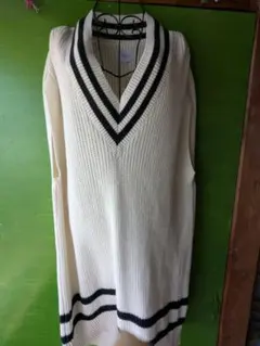 Anne's pocket Vネックニットベスト LL