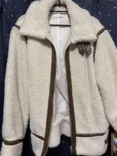 ボアジャケット クリーム色