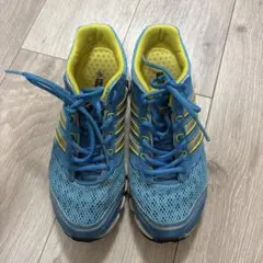 adidas ランニングシューズ