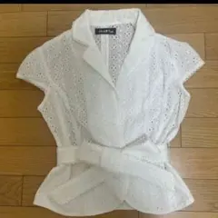 ホワイト レース 　半袖　シャツ　 ウエストリボン付き　トップス