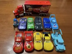 お値下げしました！トミカ　カーズセット　トレーラー付き