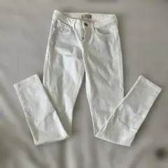 ユニクロ　スキニー　パンツ　ホワイト　S ウエスト56センチ