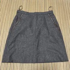A.P.C. グレー タイトスカート Sのサムネイル