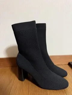 Item thumbnail for item c1a838cd-632d-4c82-83e9-d18a1ce72819