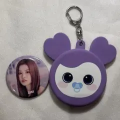 twice ベイビーラブリー　サナ MISAMO 缶バッジケース　缶バッジ付き