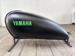 SR400 マットブラック&グリーンステッカー　自家塗装のサムネイル