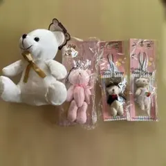 DAISO おすわりくま ぬいぐるみ＆ウェディングベア ストラップのサムネイル