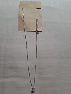 シルバーチェーンネックレス クリスタルペンダント