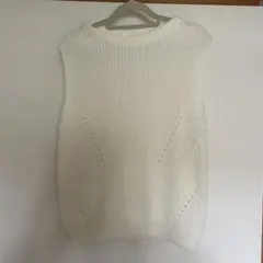 【RETRO GIRL】ホワイト ニットベスト ノースリーブのサムネイル