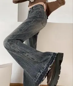ZOZOTOWNダメージ加工 レトロ フレアデニムパンツ ローエッジ レディース
