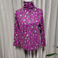 COKETT 日本製 総柄ハイネック長袖カットソー・M～Lサイズ