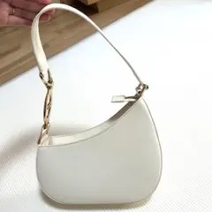 ほぼ未使用 エパール ムーンバッグ ソフトグレージュ A