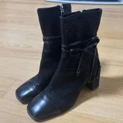 M*H様 ブーツ　黒　紐リボン付き