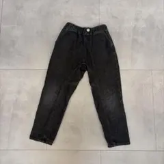 ブラックデニム　デニム　長ズボン　130