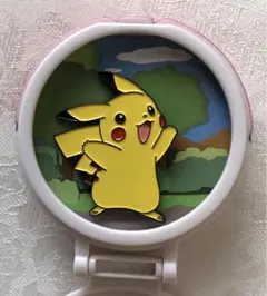 ポケモン モンスターボールバッジDX エメラルド ピカチュウ 希少 レトロ