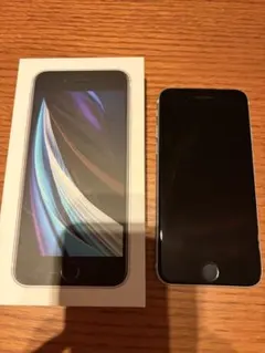 iPhone SE 64GB SIMフリー