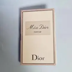 Miss　Dior　新　ミス ディオール パルファン　Parfum　1ml