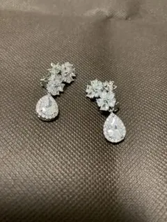 ブライダルアクセサリー　イヤリング