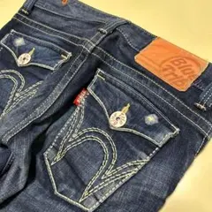 美品メンズエドウィンデニムM七分丈可愛い派手ロゴ刺繍ボタンジーンズブルートリップ