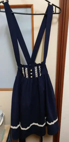 ネイビー サスペンダー付きスカート