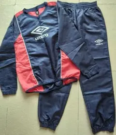 お値下げ！美品☆アンブロ☆ピステ上下 160サイズ　ネイビー/レッド