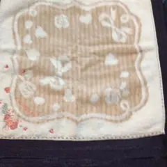 JILLSTUART ベージュ ハート花柄 タオルハンカチ