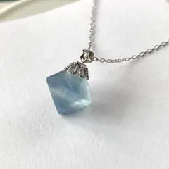 一点物】雫 カイヤナイト ワイヤーラッピング ペンダント トップ