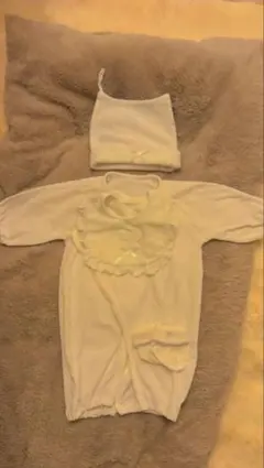 美品 ベビードレス3点セット フリル付き