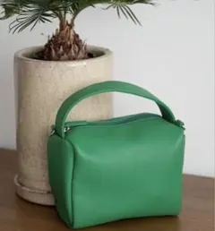 LOWRYS FARM 柔ら軽いハンドバッグ