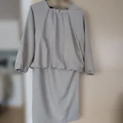 ベージュ バルーンスリーブ セットアップ、avv