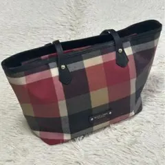 ★ 美品 ★ ブルーレーベルクレストブリッジ　トートバッグ　チェック　A4 赤