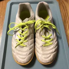 ミズノ　REBULA フットサルシューズ　ホワイト/ブルー　22cm