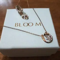 BLOOM 四点セット チェーンに馬蹄型、お花型チャーム & サンダル型チャーム