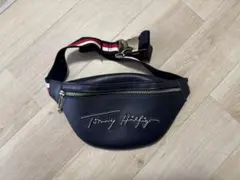 Tommy Hilfiger ボディバッグ ネイビー