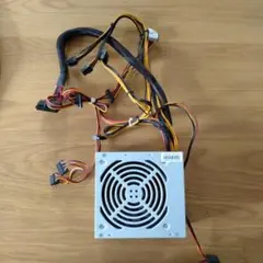 CWT GPT500S-A 500W 電源ユニットのサムネイル