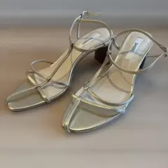 SNIDEL ストラップサンダル ベージュのサムネイル