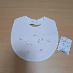 【新品】ファミリア familiar 刺繍スタイ ベビー女の子 ピンク