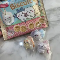 ちいかわマスコット付きビスケット　ちいかわ⭐︎モモンガ⭐︎シーサー3点セット