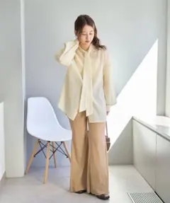 kastane チュールベロアパンツ　ベージュ　サイズ0のサムネイル