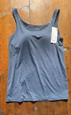 UNIQLO エアリズム　ネイビー ブラタンクトップ M レディース新品、未使用