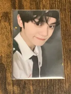 ZB1 ゼベワン アユクデ　トレカ　　ギュビン