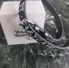 美品 ヴィヴィアンウエストウッド ロゴ&チャーム付き チョーカー ネックレス