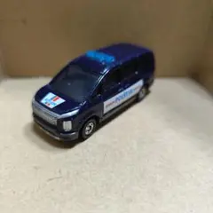 トミカ 三菱デリカD:5 ルーマニア警察仕様