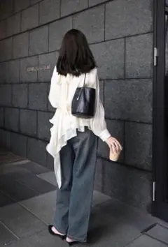お値下げ中 thetoe Vecht Chiffon Blouse ☆当日発送☆ - メルカリ