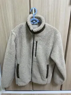 UNIQLベージュ フリースジャケット Mサイズ