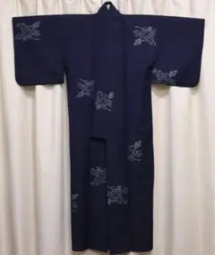 正絹 着物 単衣 紬 花柄 紺のサムネイル