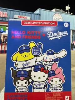 非売品】ドジャース サンリオ ハローキティ ミステリーボックス 8/12