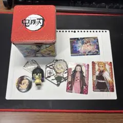 鬼滅の刃 グッズ まとめ売り 缶バッジ キーホルダー 缶 小物入れ カード