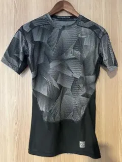 NIKE（ナイキ）プロ コンバット ハイパークール コンプレッション Tシャツ