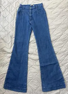 snidel ハイウエスト ブーツカット デニムパンツのサムネイル